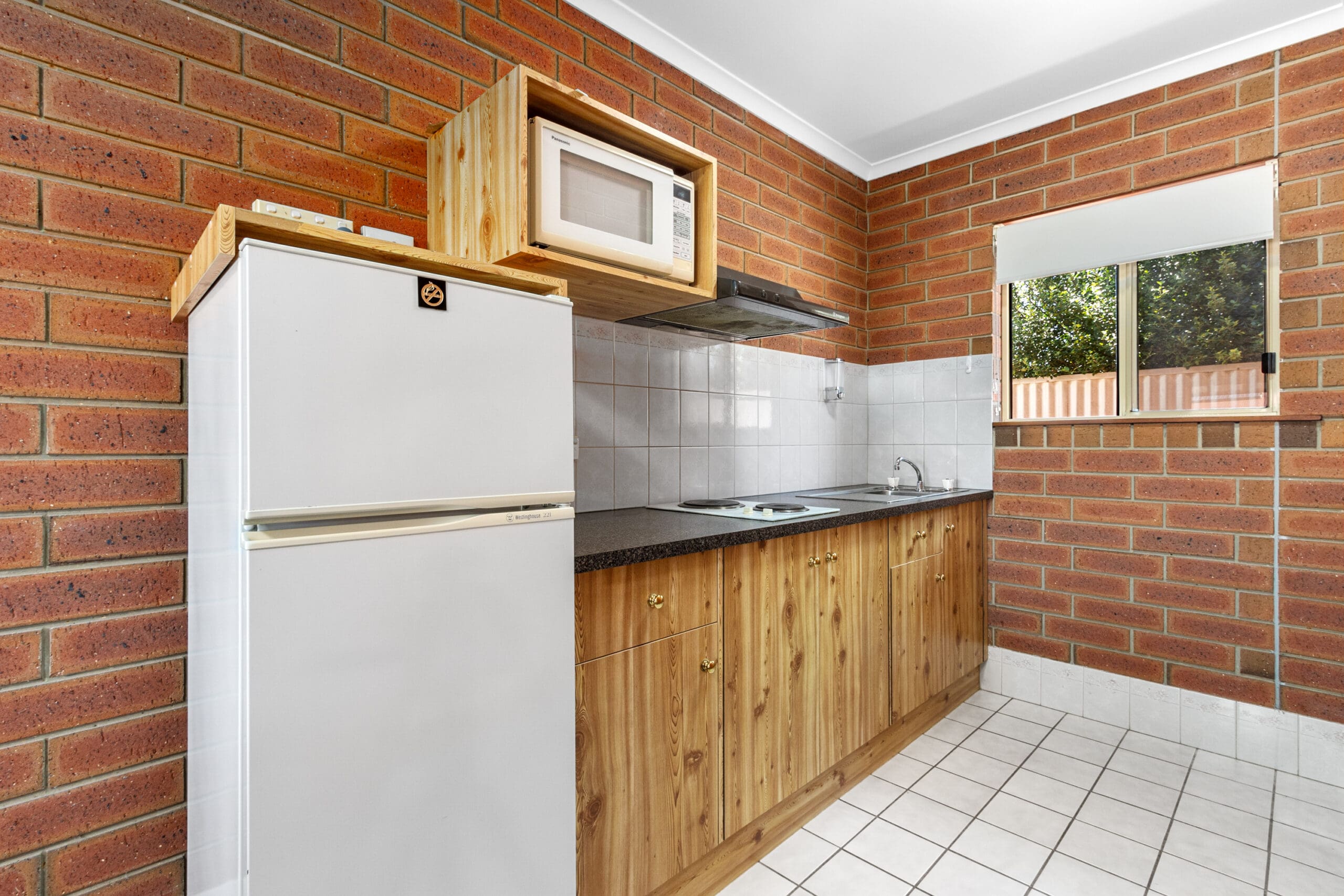 Queen Room with kitchen area.