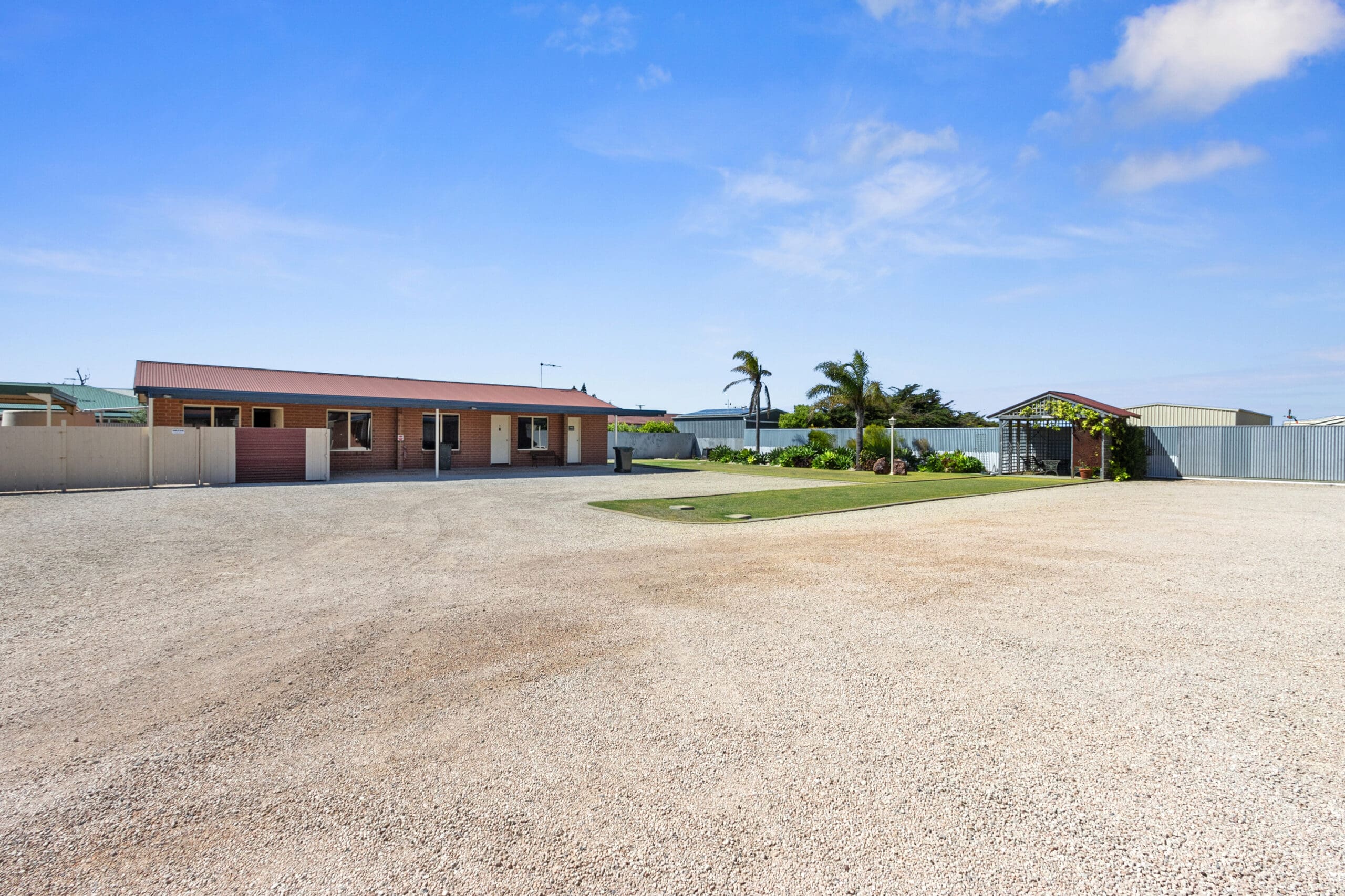 Edithburgh Seaside Motel carpark and bus parking area.