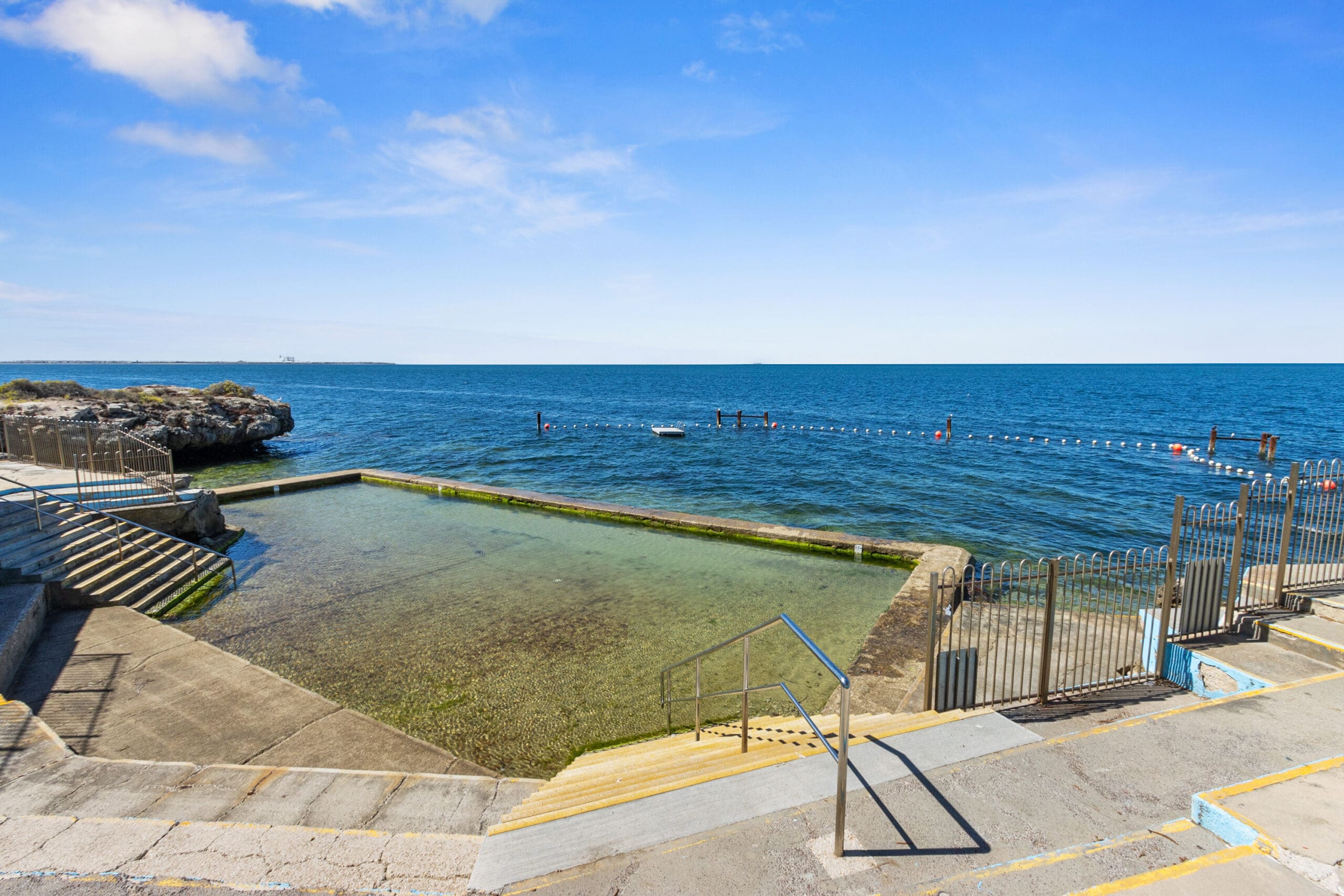 Edithburgh Tidal Pool, alternative view.